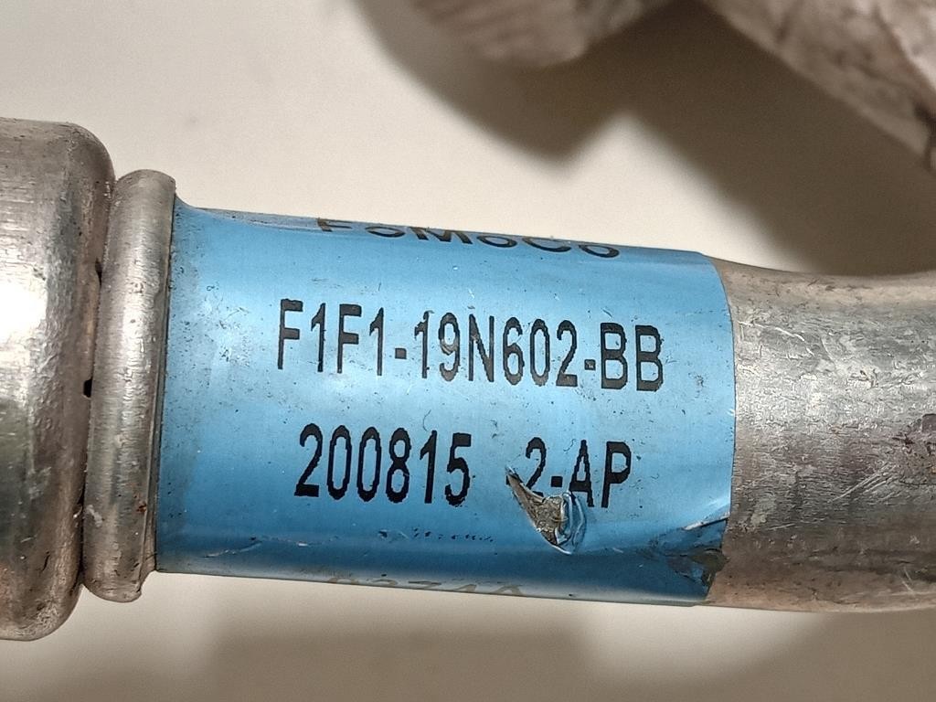 Flessibile AC Compressorecondensatore FLESSIBILE AC COMPRESSORECONDENSATORE Ford Focus IV 2014