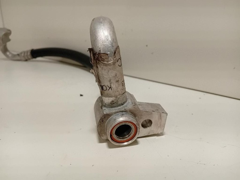 Flessibile AC Compressorecondensatore FLESSIBILE AC COMPRESSORECONDENSATORE Ford Focus IV 2014