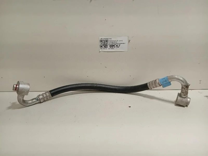 Flessibile AC Compressorecondensatore FLESSIBILE AC COMPRESSORECONDENSATORE Ford Focus IV 2014