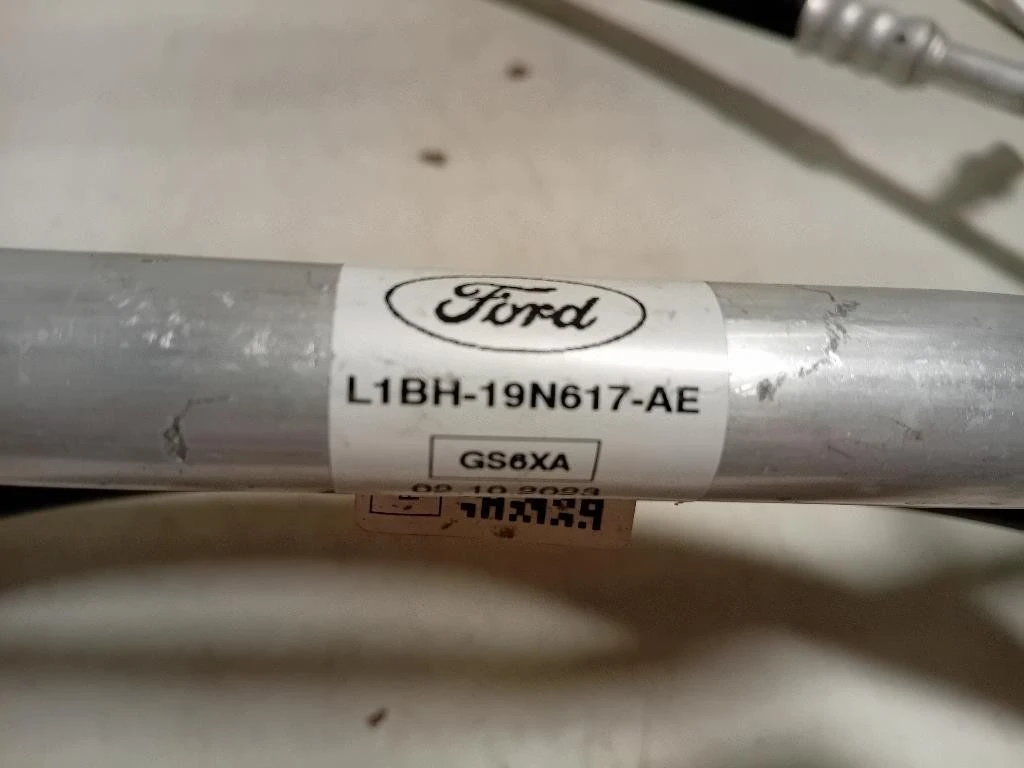 Flessibile AC Compressorecondensatore L1BH-19F618-AAL1BH-19N617-AE Ford PUMA II 2024