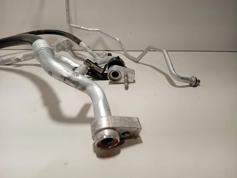 Flessibile AC Compressorecondensatore L1BH-19F618-AAL1BH-19N617-AE Ford PUMA II 2024