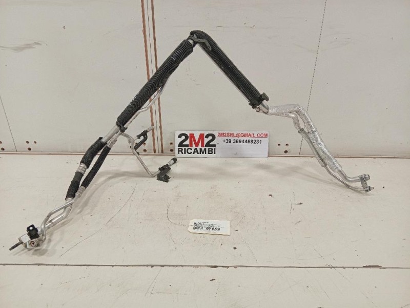 Flessibile AC Compressorecondensatore GK21- 19A834-CB Ford Transit V 2011