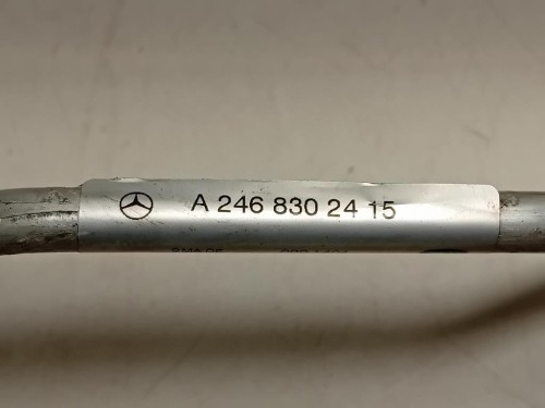 Flessibile AC Compressorecondensatore A2468302415 Mercedes Classe B W246 2012
