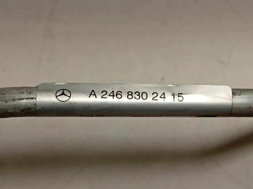 Flessibile AC Compressorecondensatore A2468302415 Mercedes Classe B W246 2012