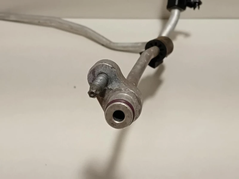 Flessibile AC Compressorecondensatore A2468302415 Mercedes Classe B W246 2012