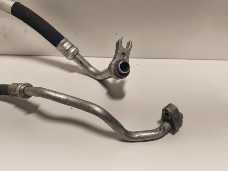 Flessibile AC Compressorecondensatore A2058300077 Mercedes Classe C W205 2014