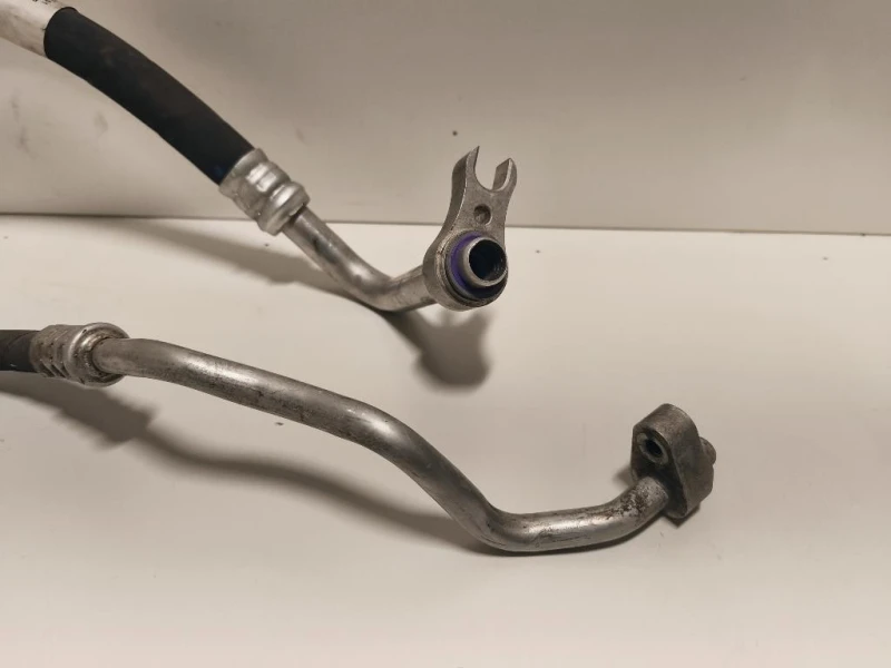 Flessibile AC Compressorecondensatore A2058300077 Mercedes Classe C W205 2014