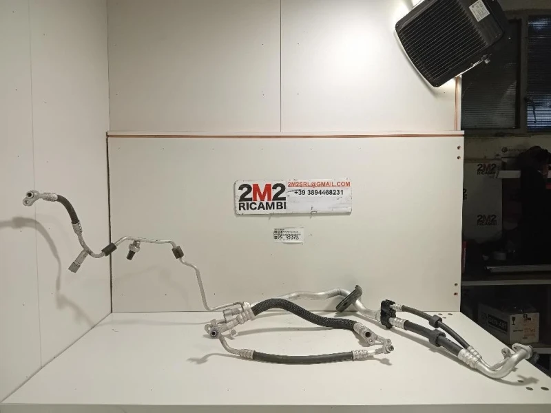 Flessibile AC Compressorecondensatore A1668304101 Mercedes Classe GLE W166 2015