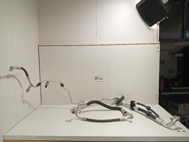 Flessibile AC Compressorecondensatore A1668304101 Mercedes Classe GLE W166 2015