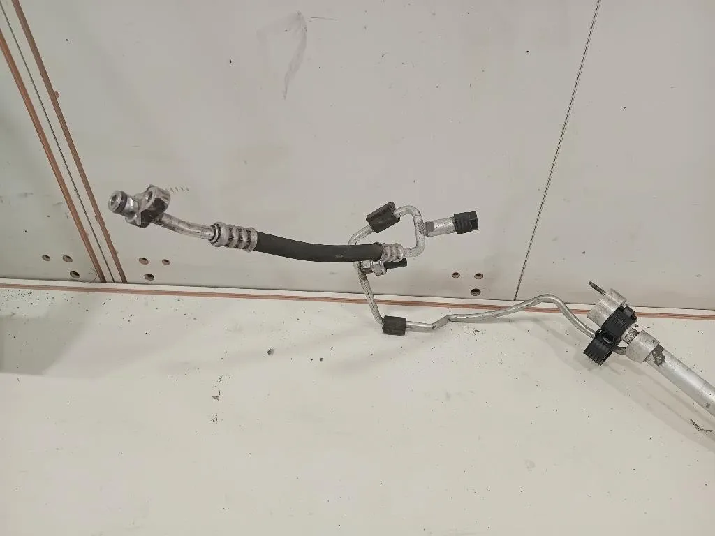 Flessibile AC Compressorecondensatore FLESSIBILE AC COMPRESSORECONDENSATORE Mercedes Classe ML W166 2012