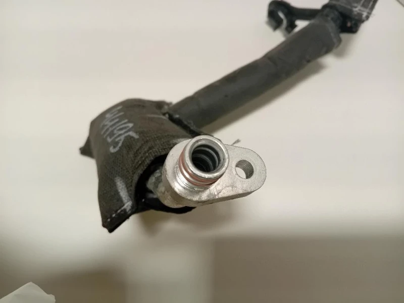 Flessibile AC Compressorecondensatore 9826918180 Opel Mokka B 2020