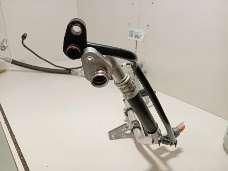 Flessibile AC Compressorecondensatore 9833241880 Peugeot 2008 II 2020