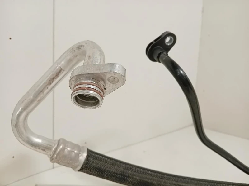 Flessibile AC Compressorecondensatore 9833241880 Peugeot 2008 II 2020