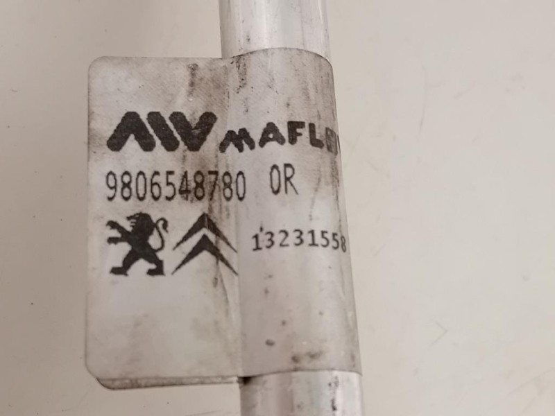 Flessibile AC Compressorecondensatore 9806548780 Peugeot Expert III 2016