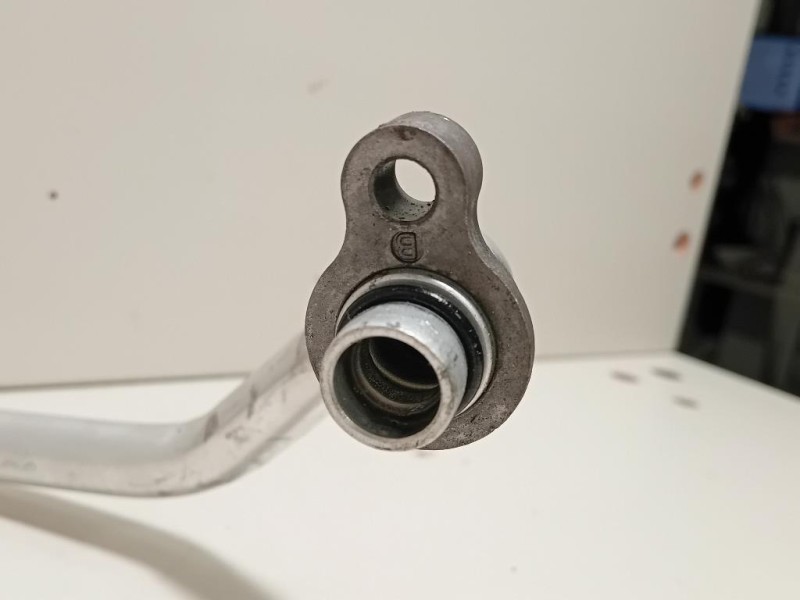 Flessibile AC Compressorecondensatore 924907813R Renault CLIO IV 2013