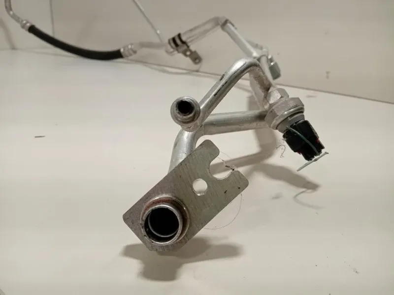 Flessibile AC Compressorecondensatore 8688720-YV071 Toyota AYGO II 2018