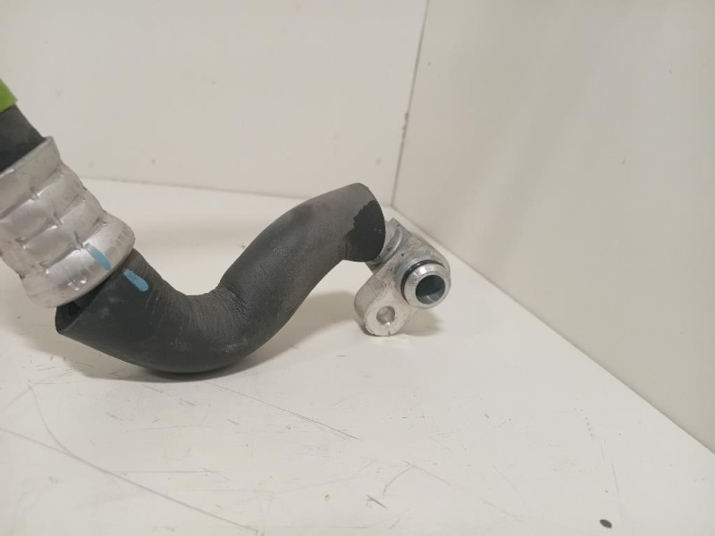 Flessibile AC Compressorecondensatore FLESSIBILE AC COMPRESSORECONDENSATORE Toyota Yaris IV 2017