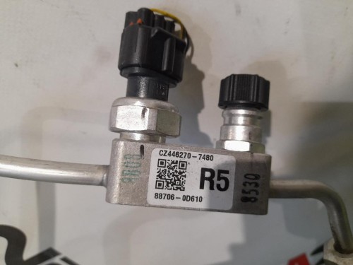 Flessibile AC Condensatorecompressore 887110D400 887060D610 Toyota Yaris IV 2017