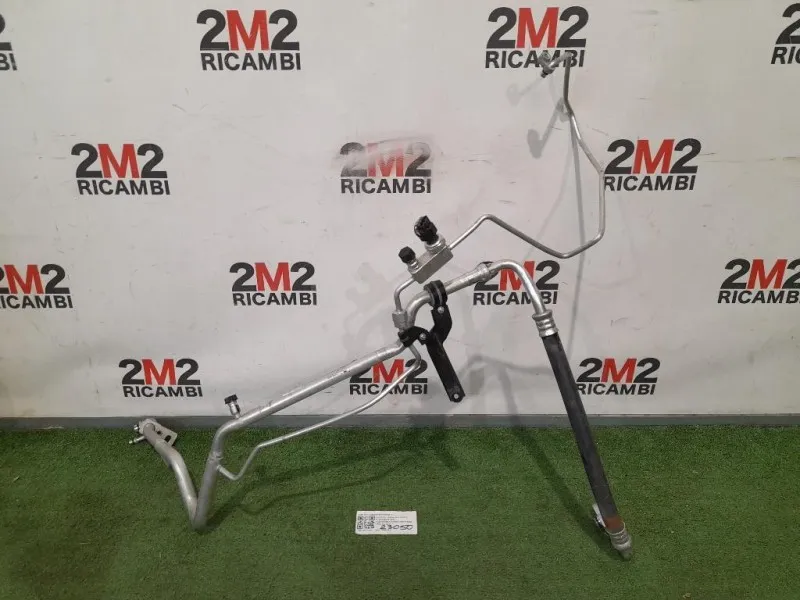 Flessibile AC Condensatorecompressore 887110D400 887060D610 Toyota Yaris IV 2017