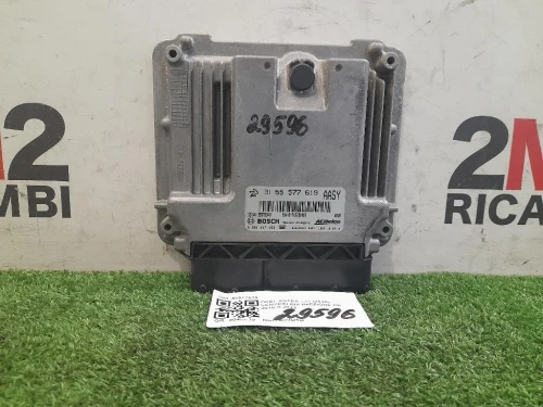 Centralina Iniezione 55577619 Opel Astra J 2010