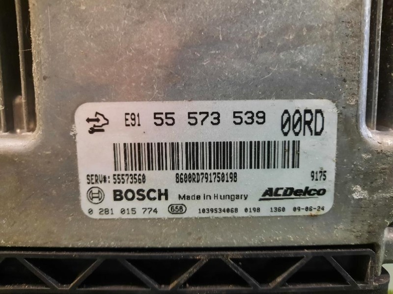 Alternatore 13500186 Opel Astra J SW 2010 Alternatore 13500186 Opel Astra J SW 2010