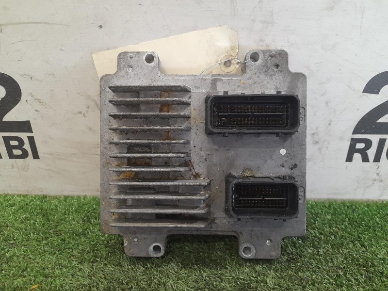 Centralina Iniezione E8312639891 Opel Insignia A 2013