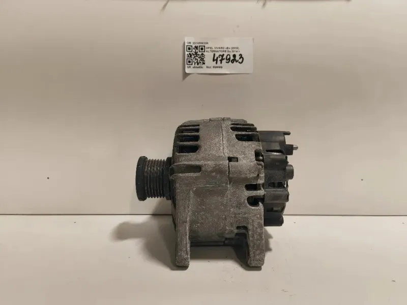 Alternatore 231008633R Opel Vivaro B 2015