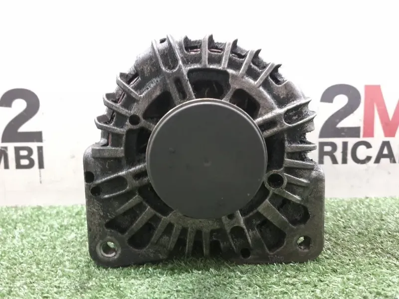 Alternatore 231000026R Renault Mégane III 2009