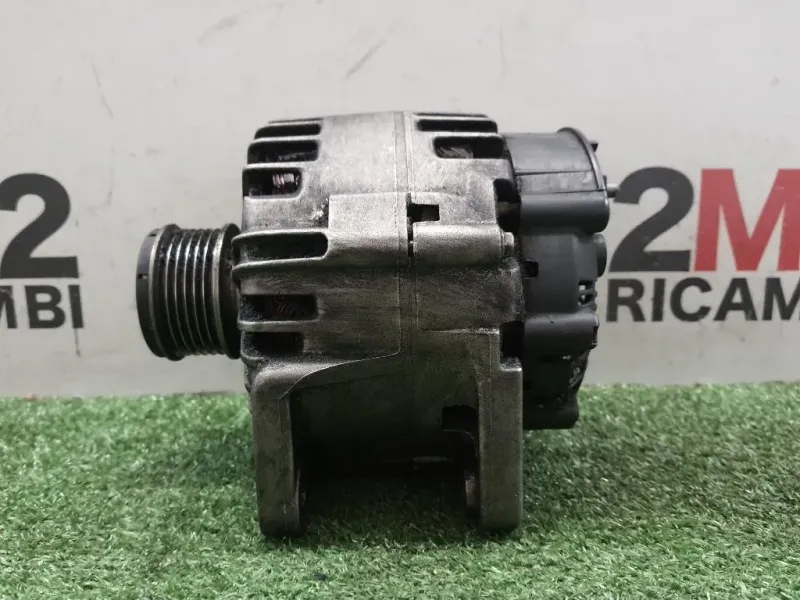 Alternatore 231000026R Renault Mégane III 2009