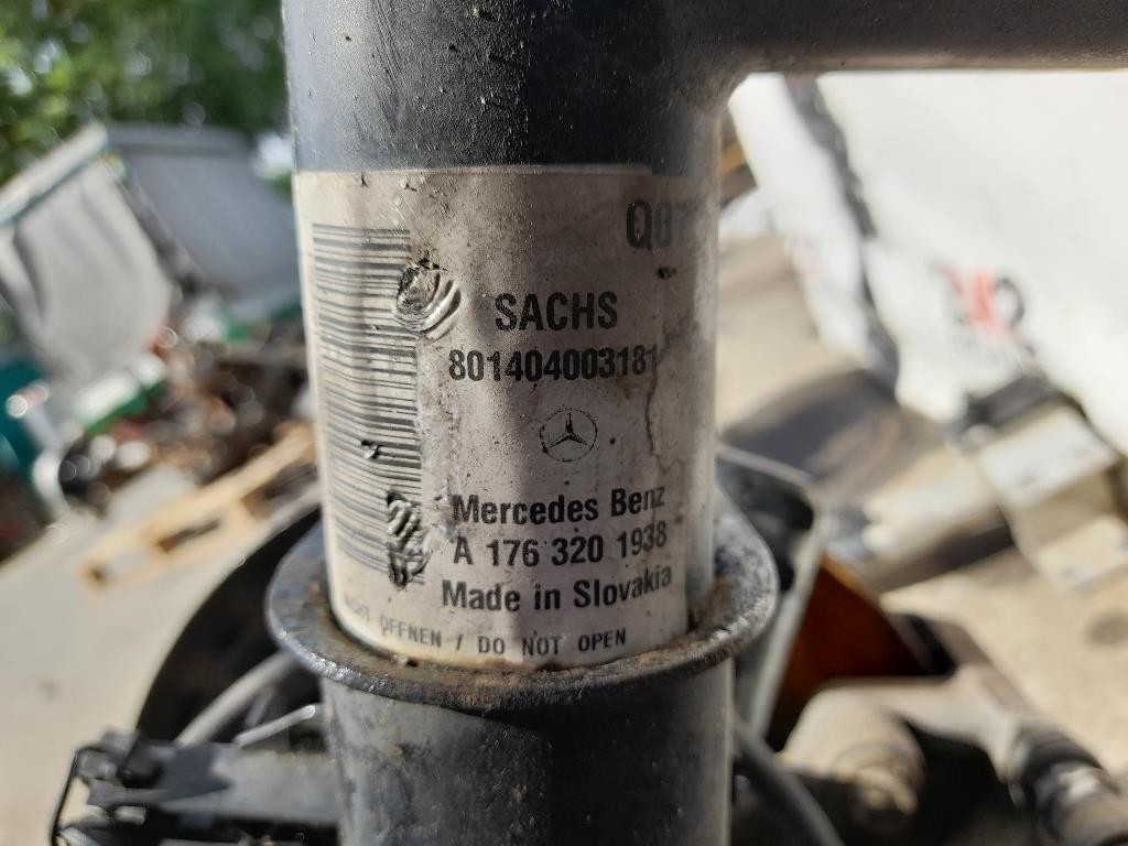 Fusello Ruota ANT SX A2463320100 A1763201938 Mercedes Classe A W176 2015