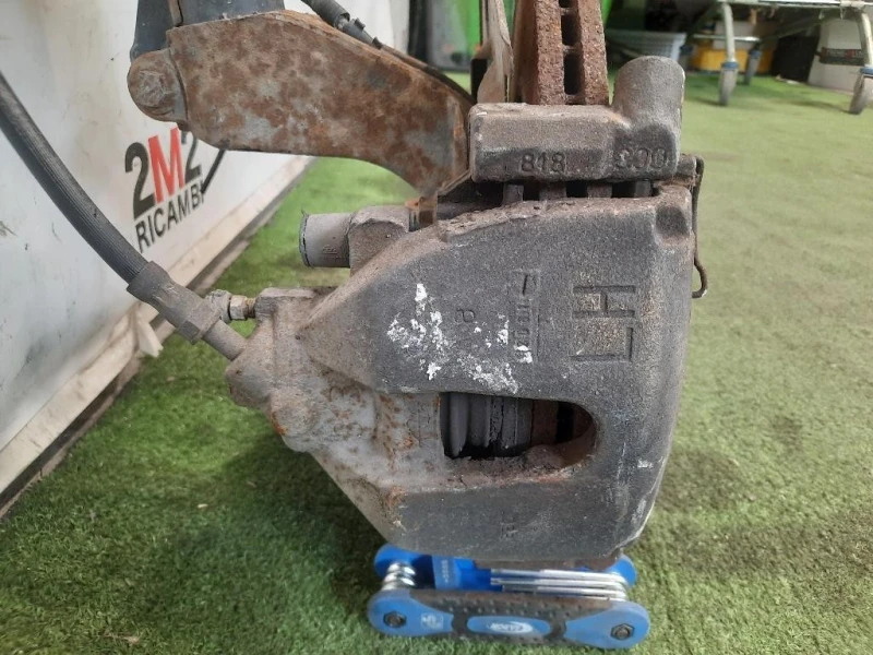 Fusello Ruota ANT SX 31212947 MECCANICA LATO SINISTRO SX Volvo V50 2004