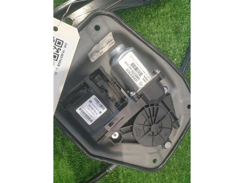 Alzacristallo Porta ANT DX 1K4837462B Volkswagen GOLF V 2004