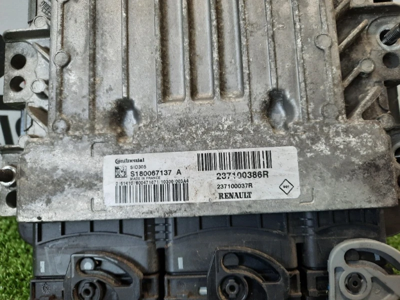 Centralina Iniezione 237104451R Renault Mégane III 2009