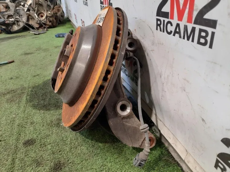 Fusello Ruota POST SX Audi Q7 4LB 2009