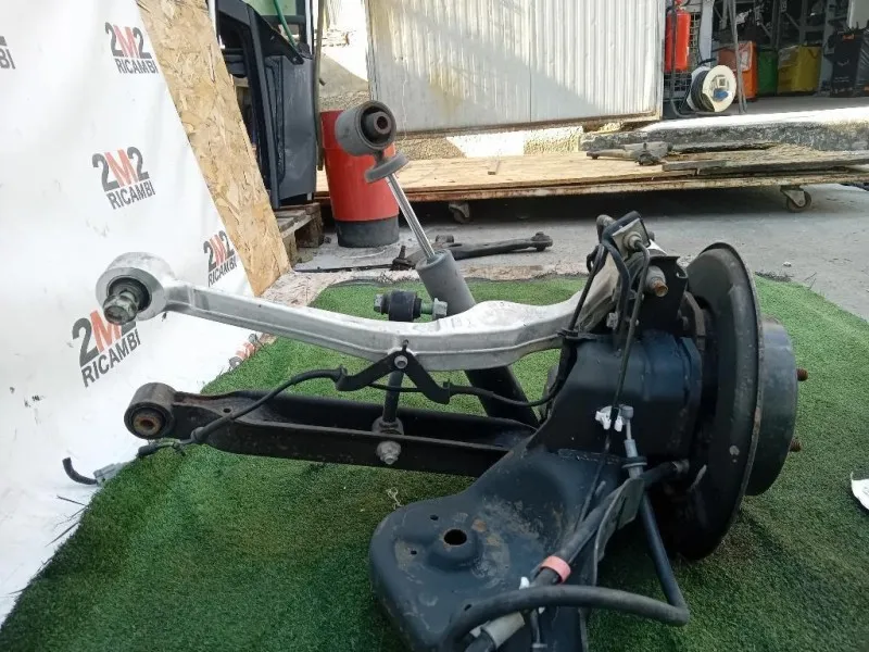 Fusello Ruota POST SX 55401JD00A Nissan Qashqai I 2007