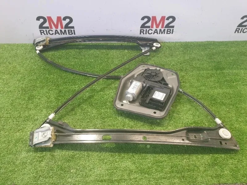 Alzacristallo Porta ANT SX 1K4837461B Volkswagen GOLF V 2004