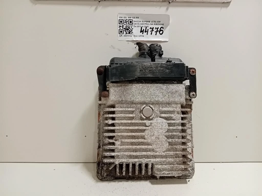 Centralina Iniezione 03L 906 023 PR Skoda Superb 3T5 SW 2013