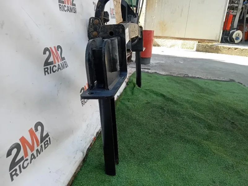 Gancio DI Traino POST 13320746 Opel Zafira C 2012