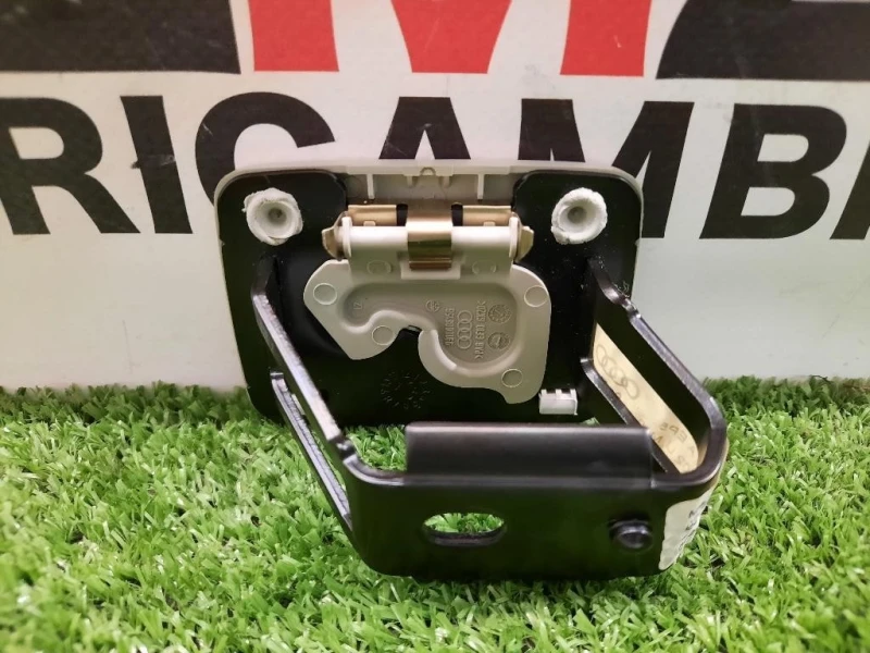 Gancio PER Tende Bagagliaio SX 8K9861735A Audi A4 8KH Allroad 2012