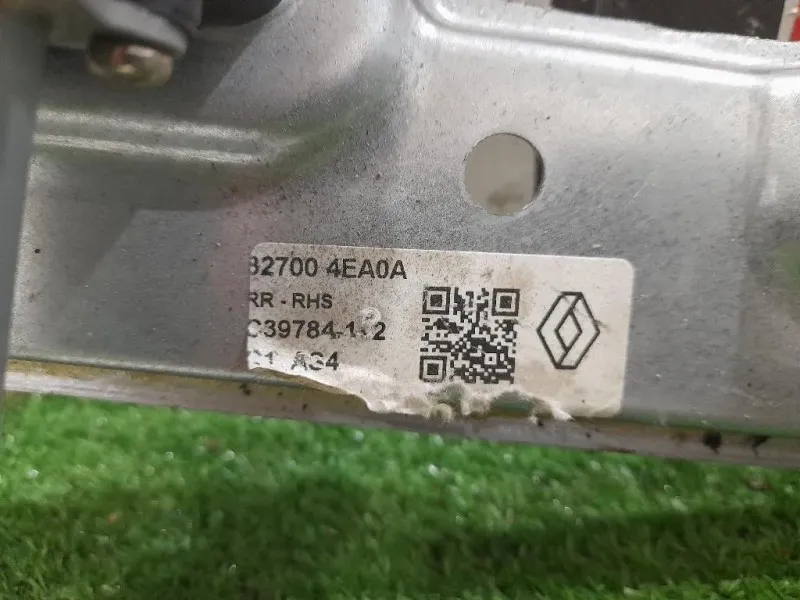 Alzacristallo Porta POST DX 827004EA0A Renault Kadjar 2015