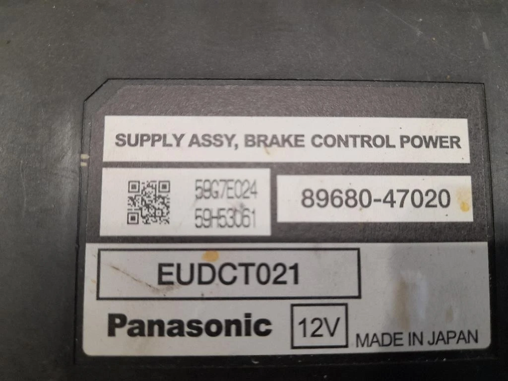 Centralina Iniezione 89680-47020 Toyota Prius II 2009