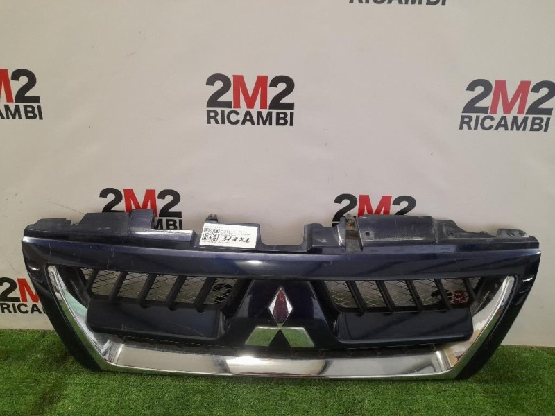 Griglia Cofano ANT MN1177134 Mitsubishi Pajero III 2000
