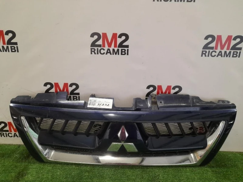 Griglia Cofano ANT MN1177134 Mitsubishi Pajero III 2000