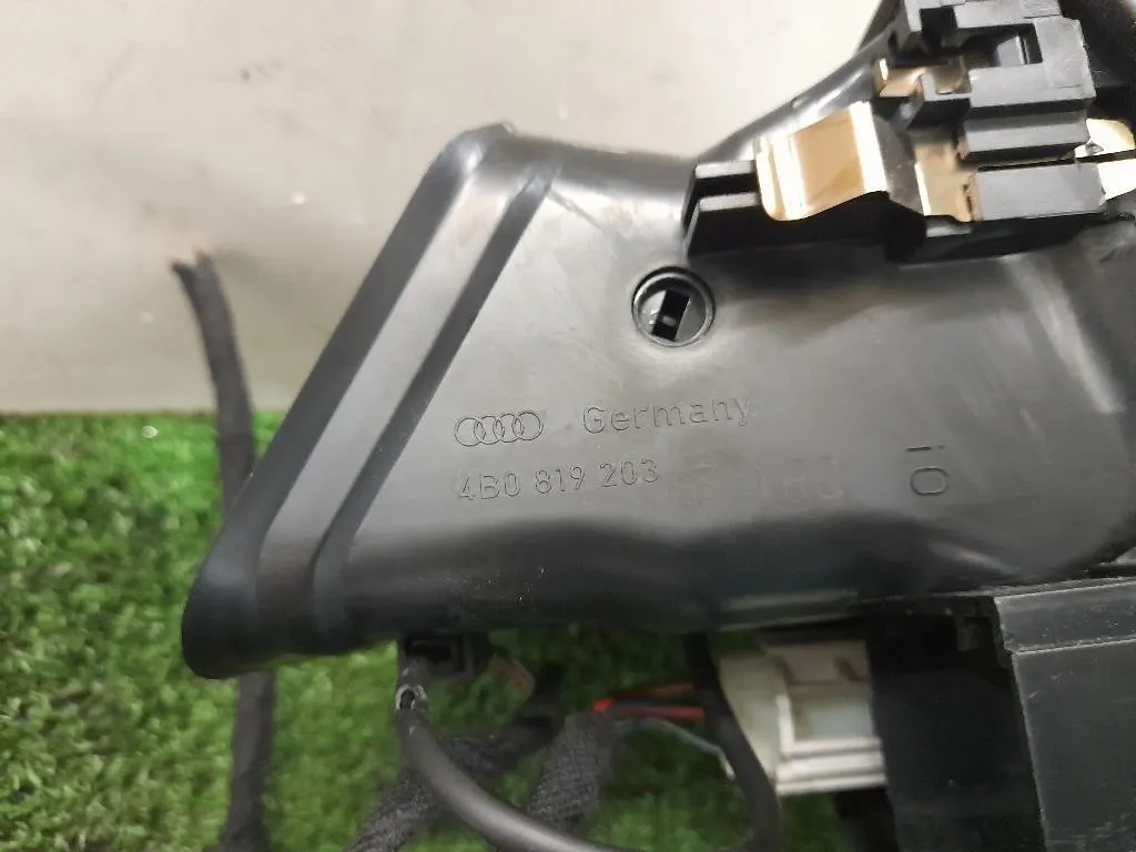 Griglia Condotto ARIA Console Centrale POST POST 4B0819203F Audi A6 4B 1997