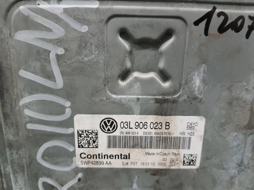 Centralina Iniezione 03L906023B Volkswagen GOLF VI 2009