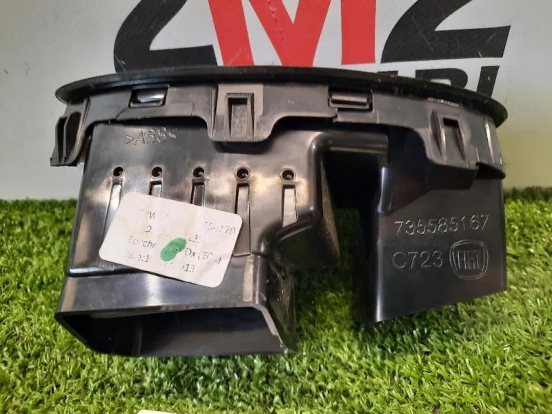 Griglia Condotto ARIA Cruscotto ANT DX 735585167 Fiat Panda III 2012