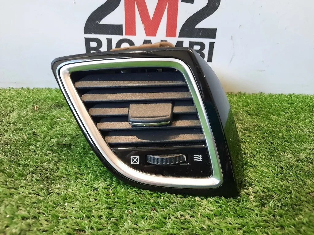 Griglia Condotto ARIA Cruscotto ANT DX B63F6473002 Mazda 3 III 2016