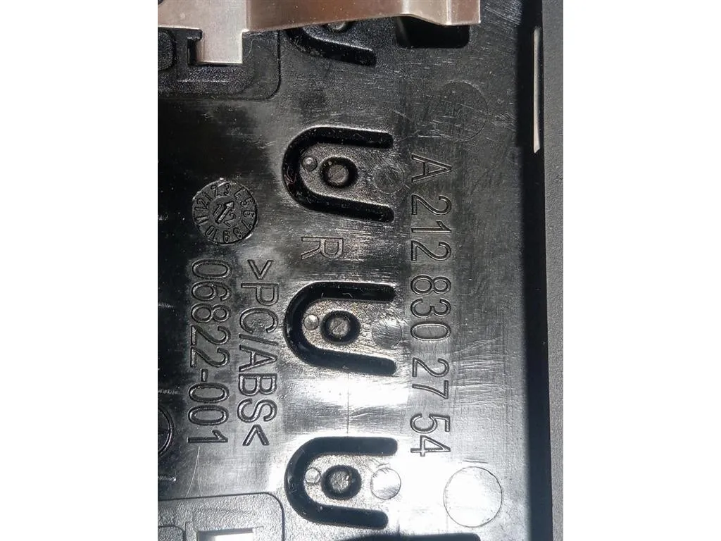 Griglia Condotto ARIA Cruscotto ANT DX A2128303454 Mercedes Classe E W212 2009