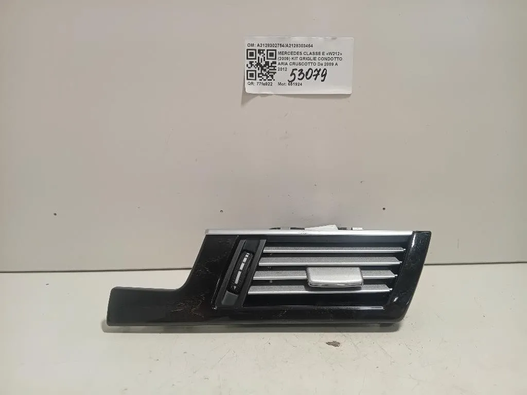 Griglia Condotto ARIA Cruscotto ANT DX A2128303454 Mercedes Classe E W212 2009