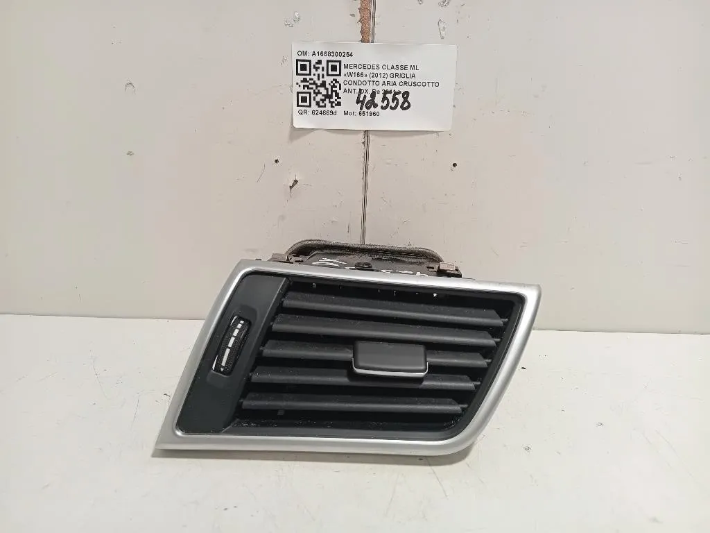 Griglia Condotto ARIA Cruscotto ANT DX A1668300254 Mercedes Classe ML W166 2012